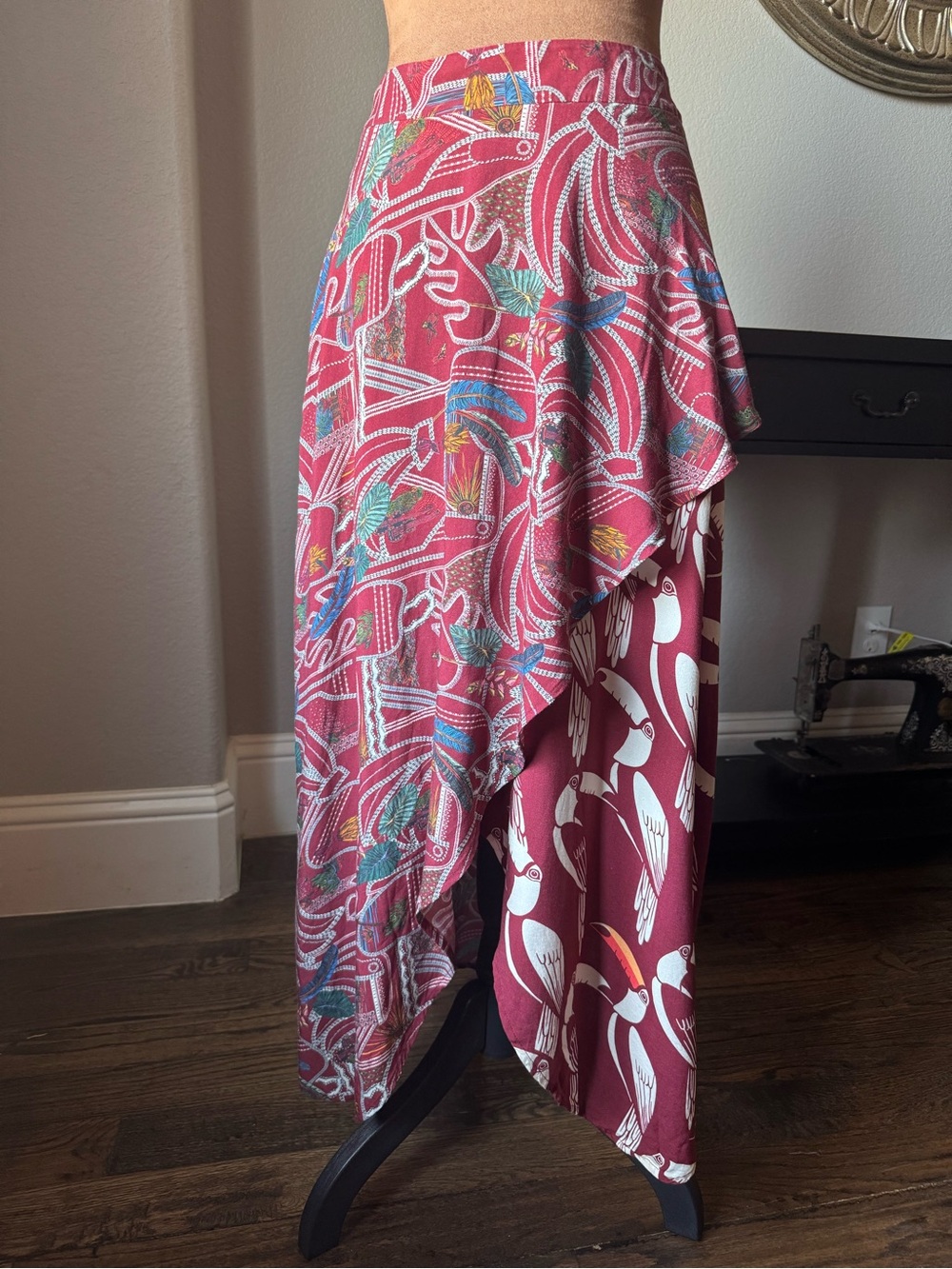 FARM Rio Culebra Midi Skirt XS Anthropologie Mixed Print Toucan Wrap Burgundy